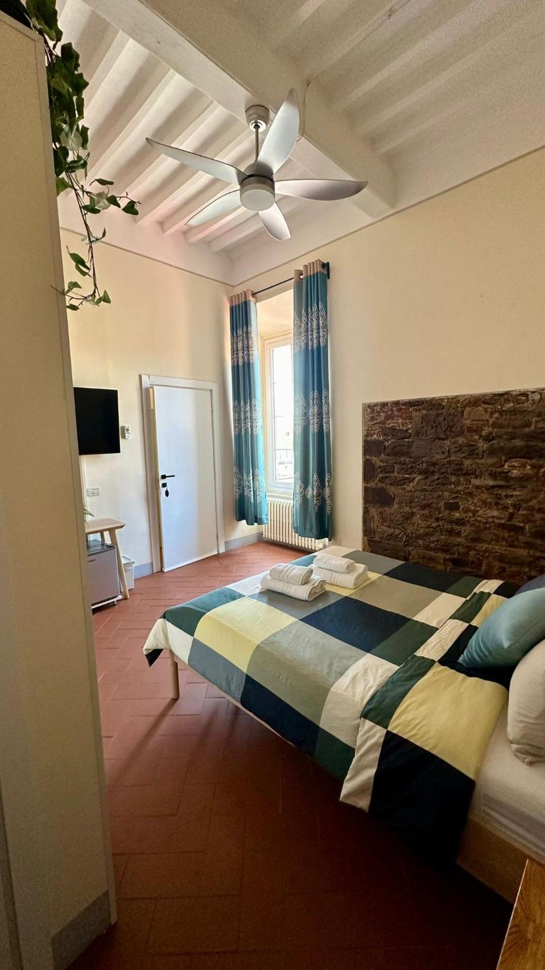 B&B - Residenza D'Epoca Piazza Cairoli Pisa Bagian luar foto